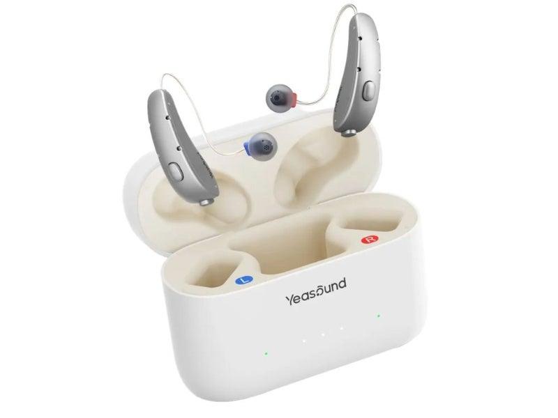 The Yeasound800 hearing aid in its charging case