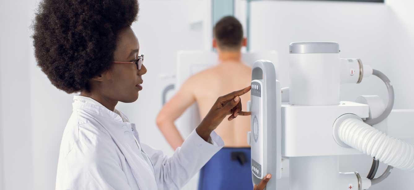 Lung cancer is the leading cause of cancer death in the U.S., but early detection dramatically increases the chance for recovery. Learn more about when and how to get screened.